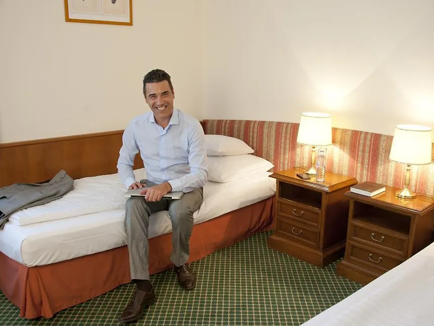 Hotel Am Sachsengang Gross-Enzersdorf