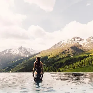 Schoene Aussicht 4* Sölden