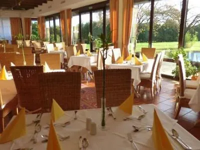 Hotel Am Sachsengang Groß-Enzersdorf 4*,  النمسا