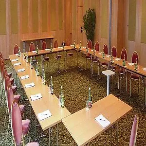 Hotel Am Sachsengang Groß-Enzersdorf