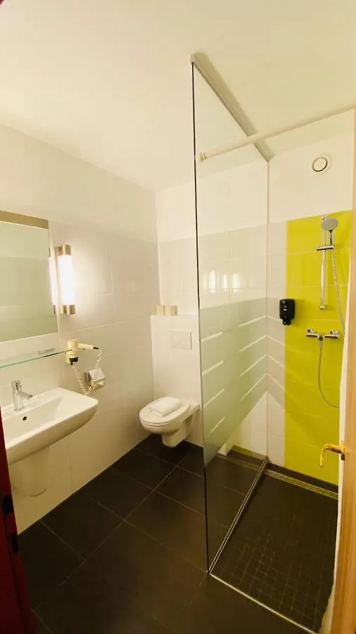 Hotel Am Sachsengang Groß-Enzersdorf 4*,  النمسا